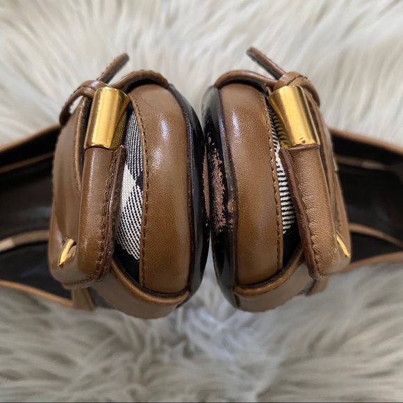 BURBERRY Nova Check Buckle Pump 7.5 - Picture 6 of 10